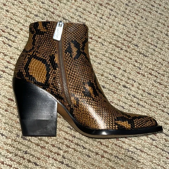NEW Chloe Rylee Zip Booties 40 - Picture 7 of 11